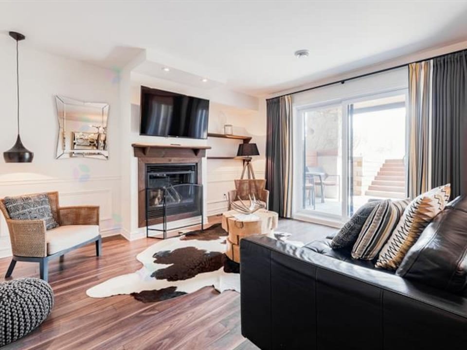 2 bedrooms suite in Saint-Sauveur Ski in/Ski out - Saint-Sauveur