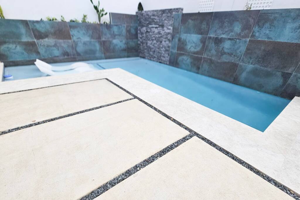 coastalheritage-w-private-pool-7min-from-airport/