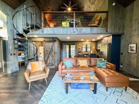 The Barnhaus | Unique 5-Star Experience | Hot Tub