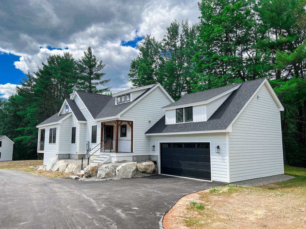 Birch Haus | New Luxury Home w/ Views & Hot Tub