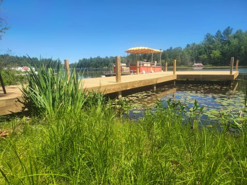 Brand New 8 foot wide sturdy dock with kayak launcher