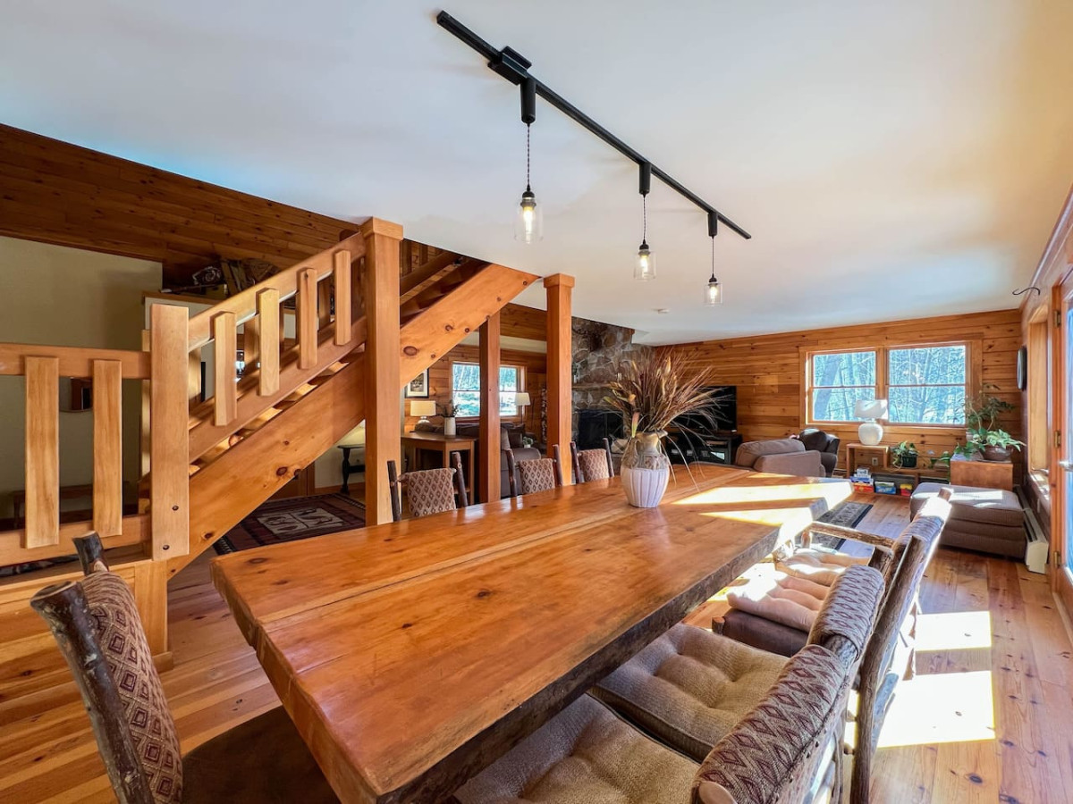 Walker Mtn. House | Walk to River | 2 Main Suites