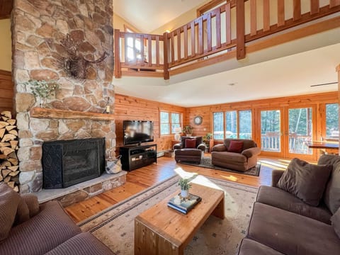 Walker Mtn. House | Walk to River | 2 Main Suites