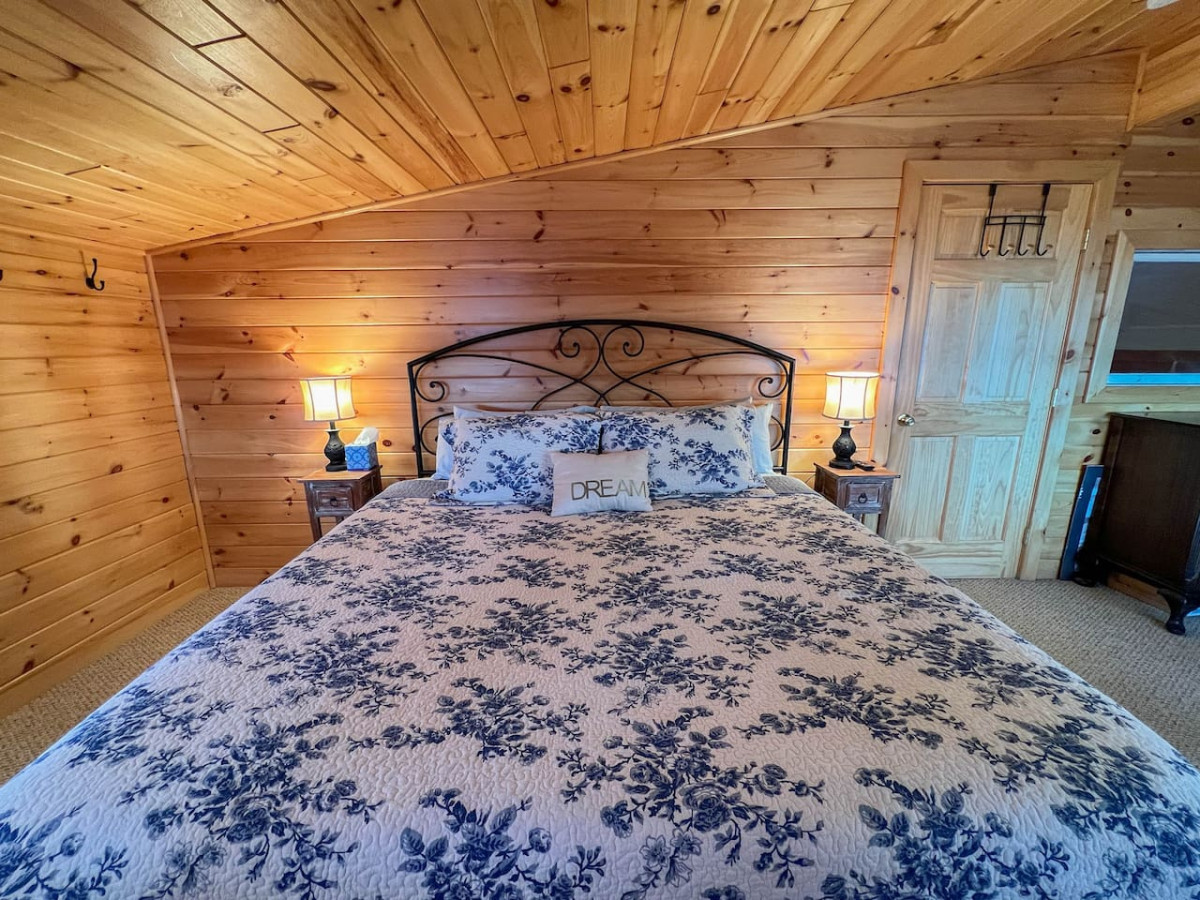 Gorgeous Family Lakefront Cabin | Incredible Views - Fryeburg Gorgeous Family Lakefront Cabin | Incredible Views - Fryeburg