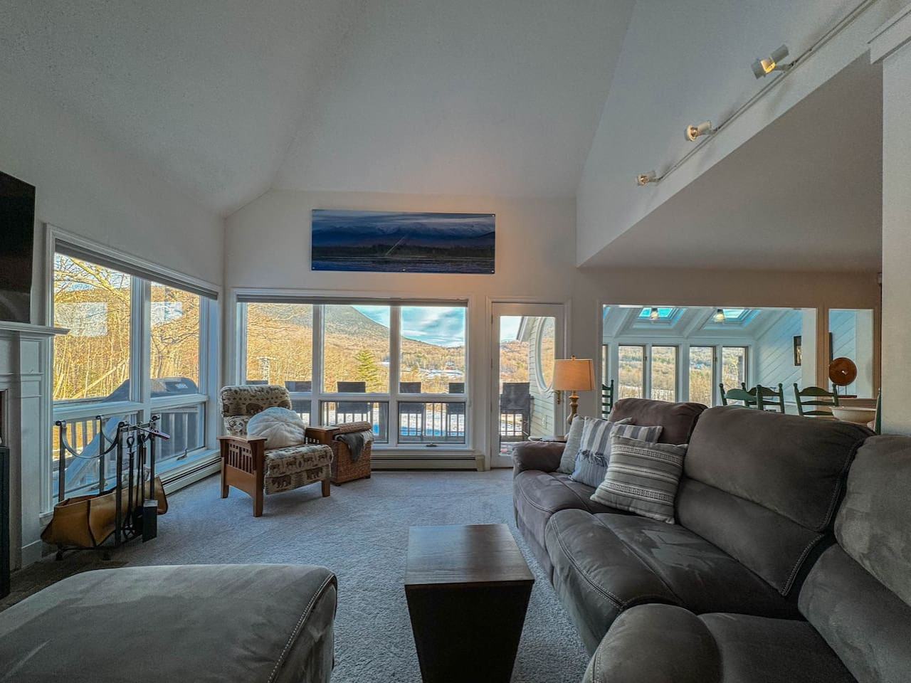 mountain-view-haus-4-season-fun-on-black-mountain-+-amazing-views-ac/