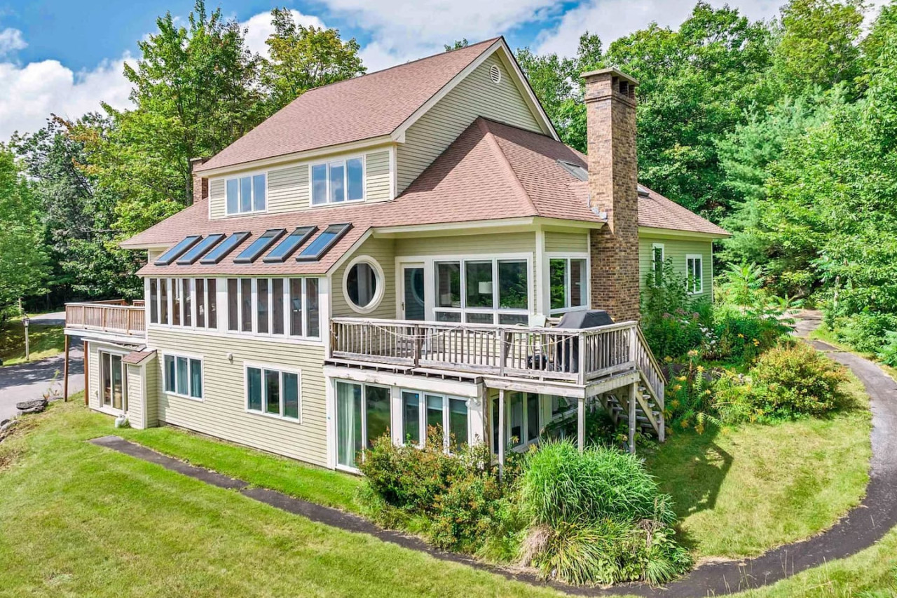 mountain-view-haus-4-season-fun-on-black-mountain-+-amazing-views-ac/