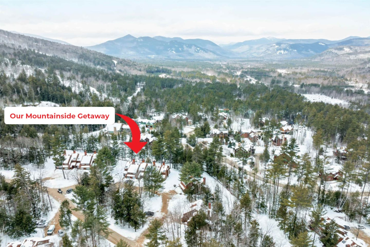 Luxury Attitash Mountainside Home, Rivers + Mtns!