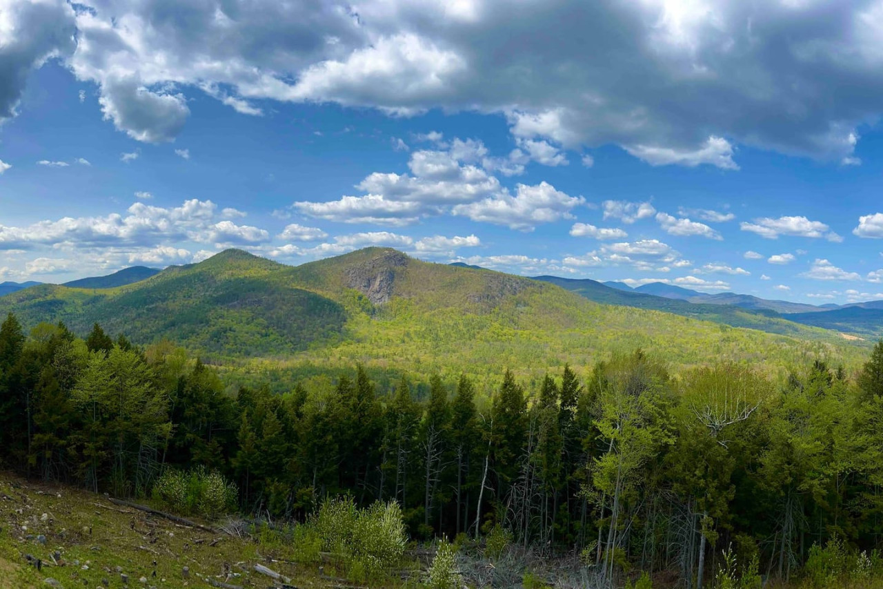 Relaxing Mountaintop Escape | Breathtaking Views!