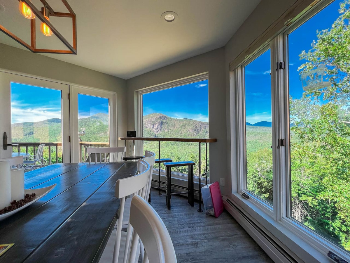 Relaxing Mountaintop Escape | Breathtaking Views!