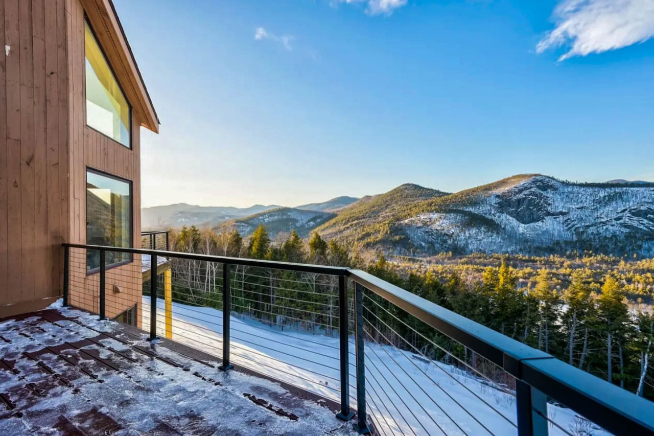 Relaxing Mountaintop Escape | Breathtaking Views!