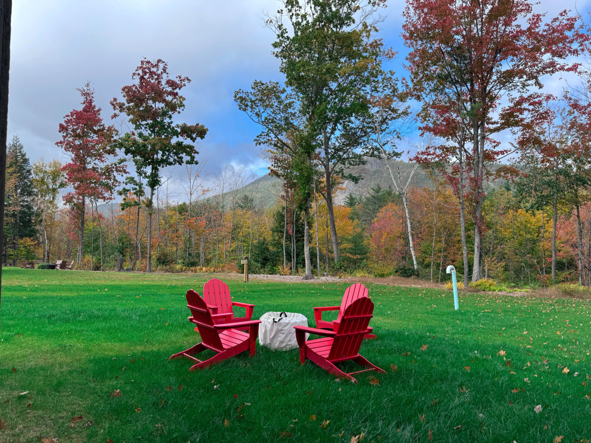 The Ledgeview Lodge | Brand New, Hot tub, Views
