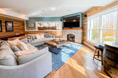 The Ledges Estate | 4100 ft.² Luxe Mountain Home