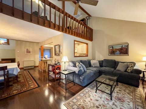 White Pines Retreat | Spacious | North Conway