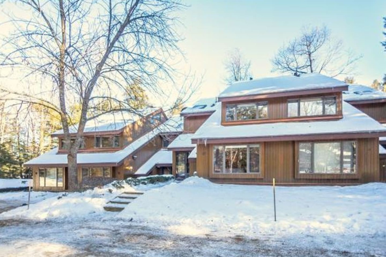 Mountainside @ Attitash | Central + Ski in/Ski out ⛷