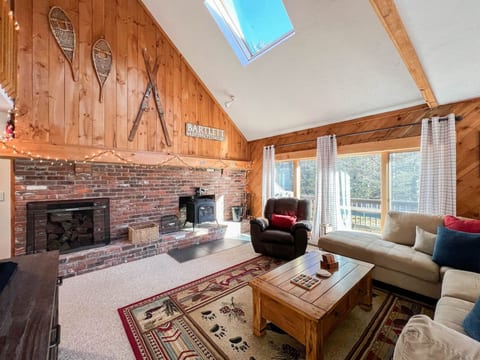 Paradise by the Pines | Peaceful Riverside Retreat
