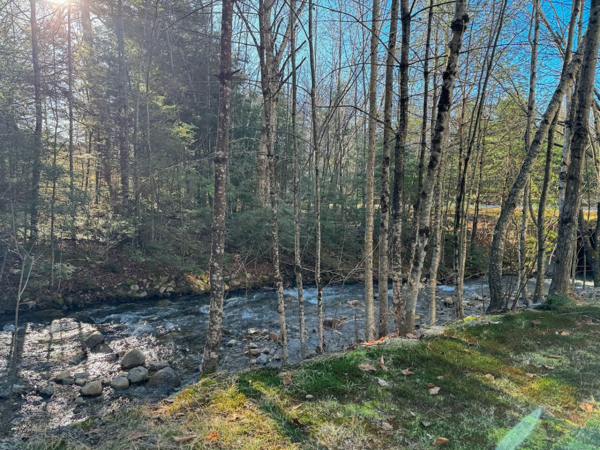 Hawk Hideaway | Incredible Location | Fireplace - North Conway Hawk Hideaway | Incredible Location | Fireplace - North Conway