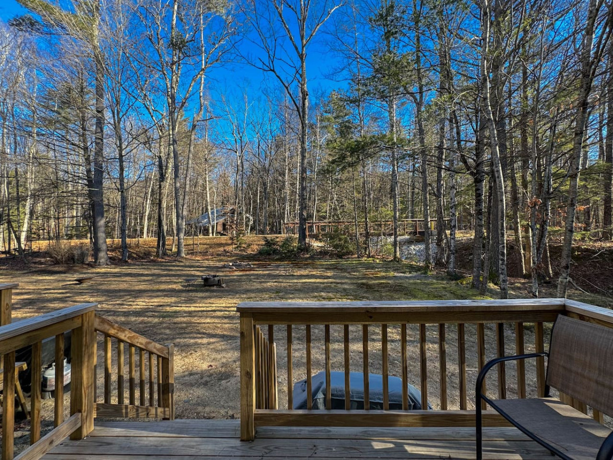 Hawk Hideaway | Incredible Location | Fireplace - North Conway Hawk Hideaway | Incredible Location | Fireplace - North Conway