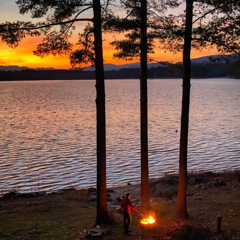 The Bellemark | Lakefront Cabin + Incredible Views