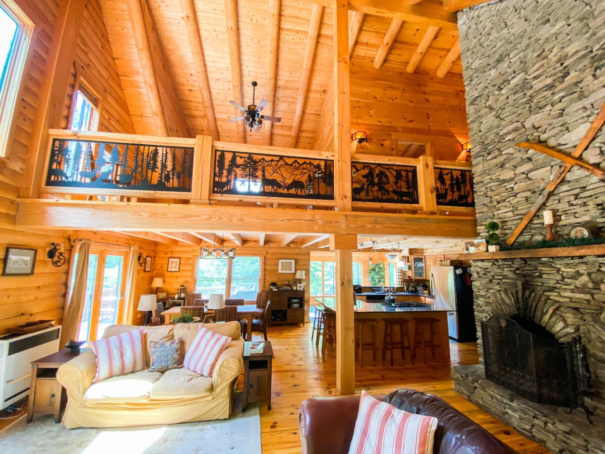 The Blissful Mountain Getaway Cabin | Private Pool