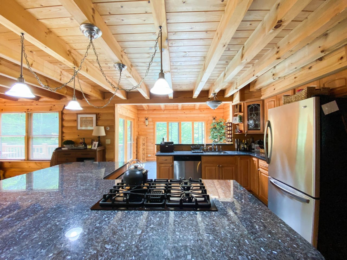 The Blissful Mountain Getaway Cabin | Private Pool