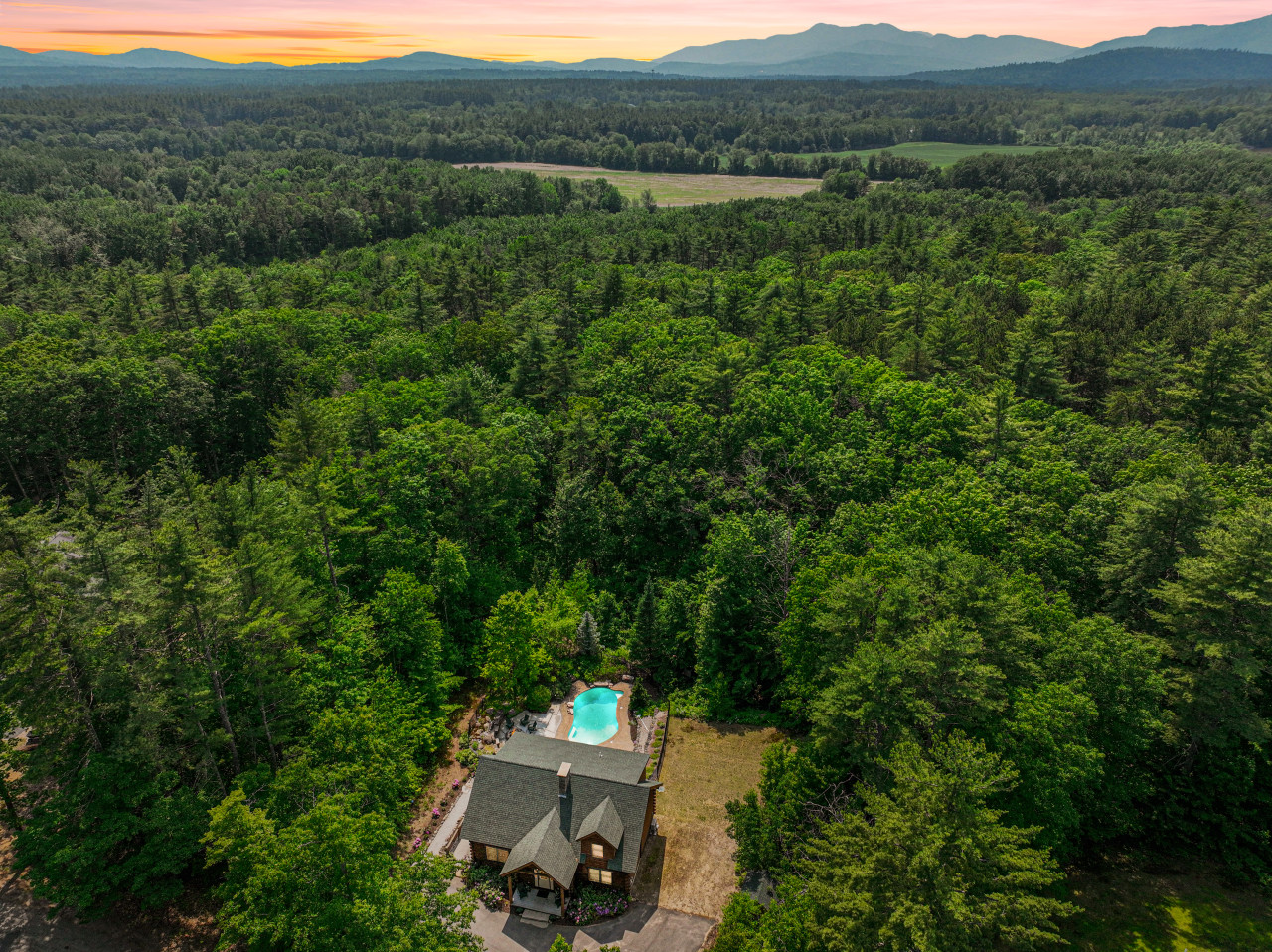 The Blissful Mountain Getaway Cabin | Private Pool