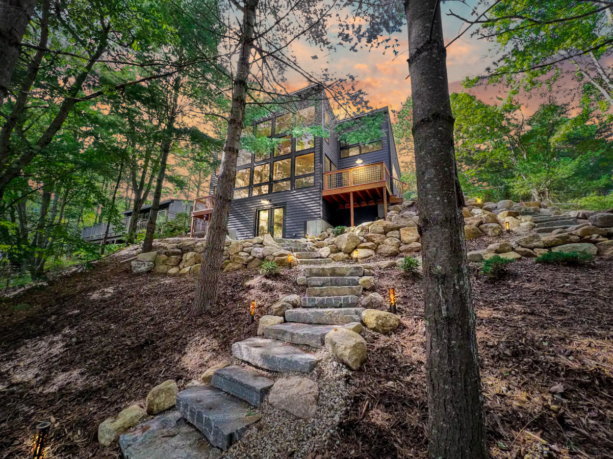 StoneWater | Brand New | Private Lakefront + Fire