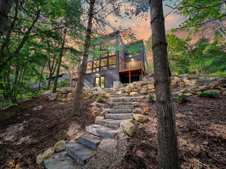 StoneWater | Brand New | Private Lakefront + Fire - Brownfield