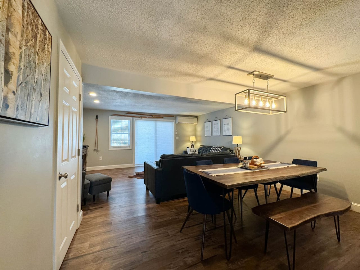 The Hawk Haven | Spacious, Game Room, Trail Access - North Conway The Hawk Haven | Spacious, Game Room, Trail Access - North Conway