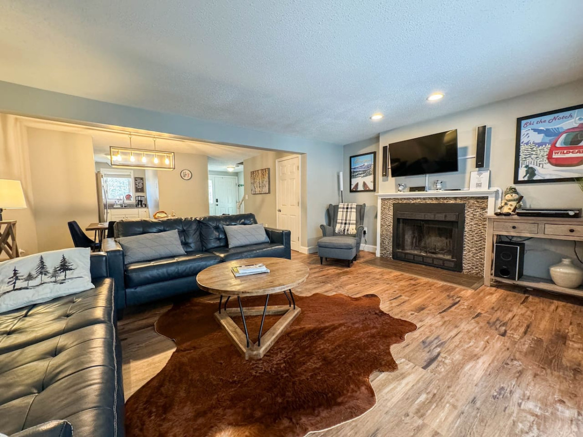 The Hawk Haven | Spacious, Game Room, Trail Access - North Conway The Hawk Haven | Spacious, Game Room, Trail Access - North Conway