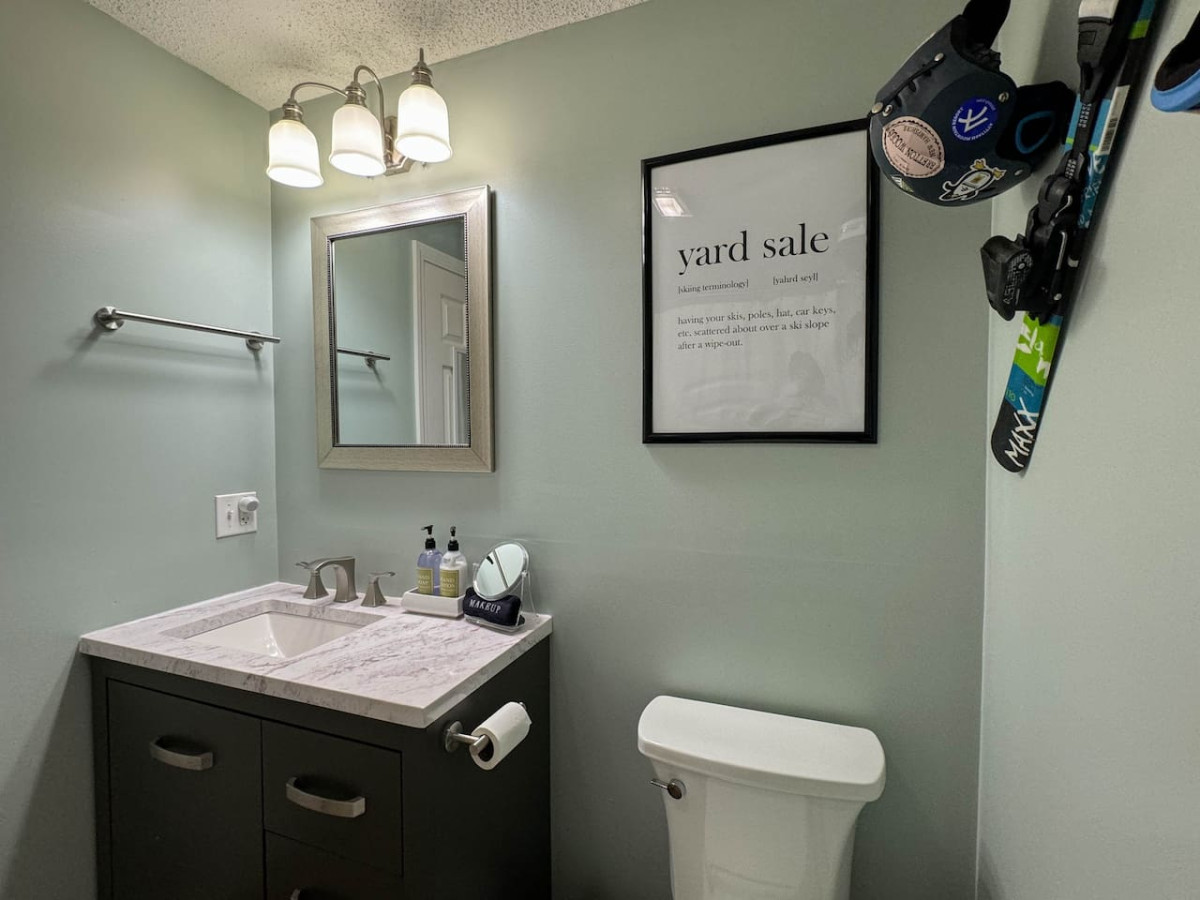 The Hawk Haven | Spacious, Game Room, Trail Access - North Conway The Hawk Haven | Spacious, Game Room, Trail Access - North Conway