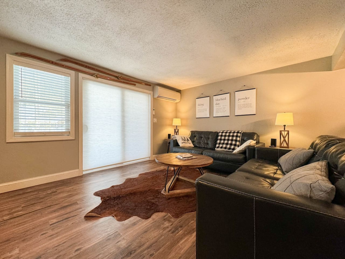 The Hawk Haven | Spacious, Game Room, Trail Access - North Conway The Hawk Haven | Spacious, Game Room, Trail Access - North Conway