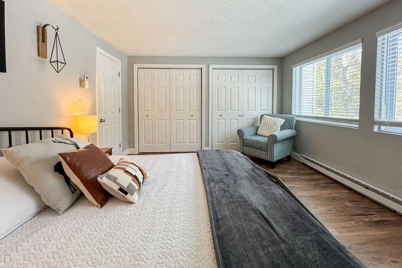 The Hawk Haven | Spacious, Game Room, Trail Access - North Conway The Hawk Haven | Spacious, Game Room, Trail Access - North Conway