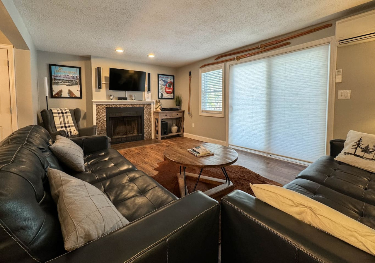 The Hawk Haven | Spacious, Game Room, Trail Access - North Conway The Hawk Haven | Spacious, Game Room, Trail Access - North Conway
