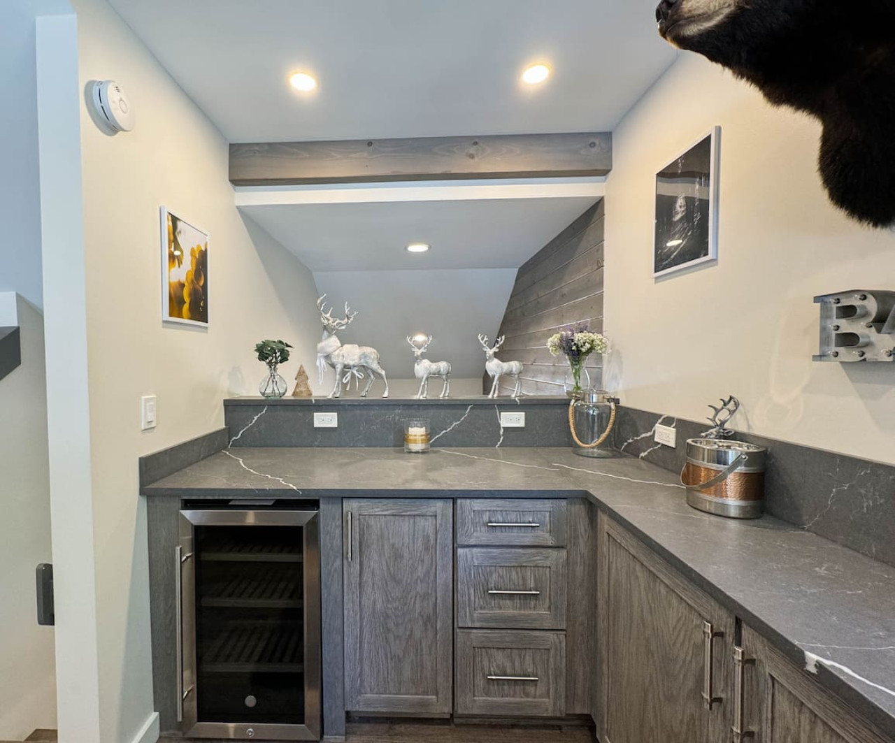 Attitash Heights | Ski in/out Getaway with Pool
