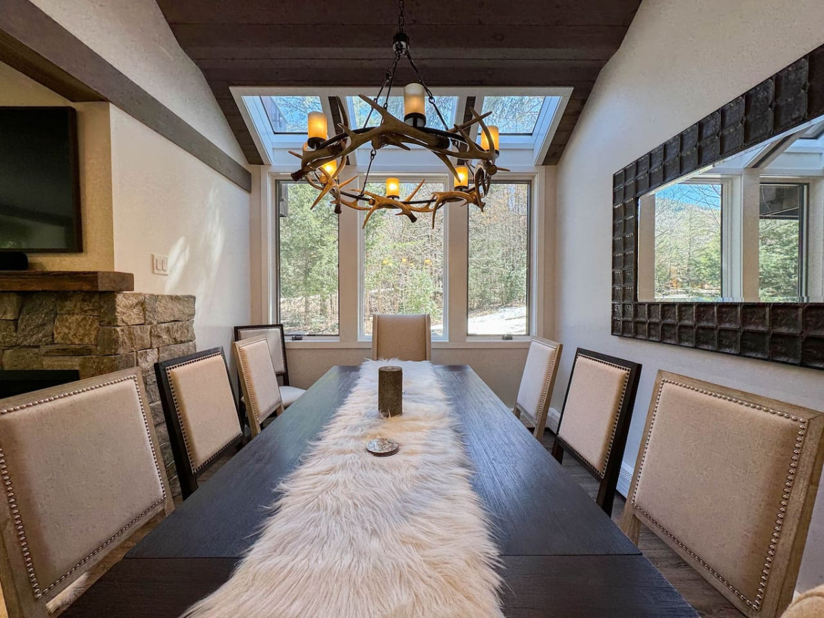 Attitash Heights | Ski in/out Getaway with Pool