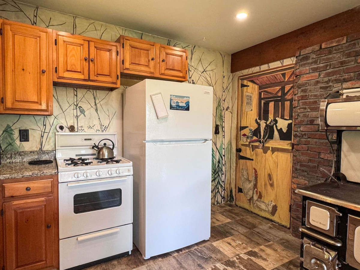 Pine Haven | Peaceful Nature Retreat on 10 Acres - Sweden