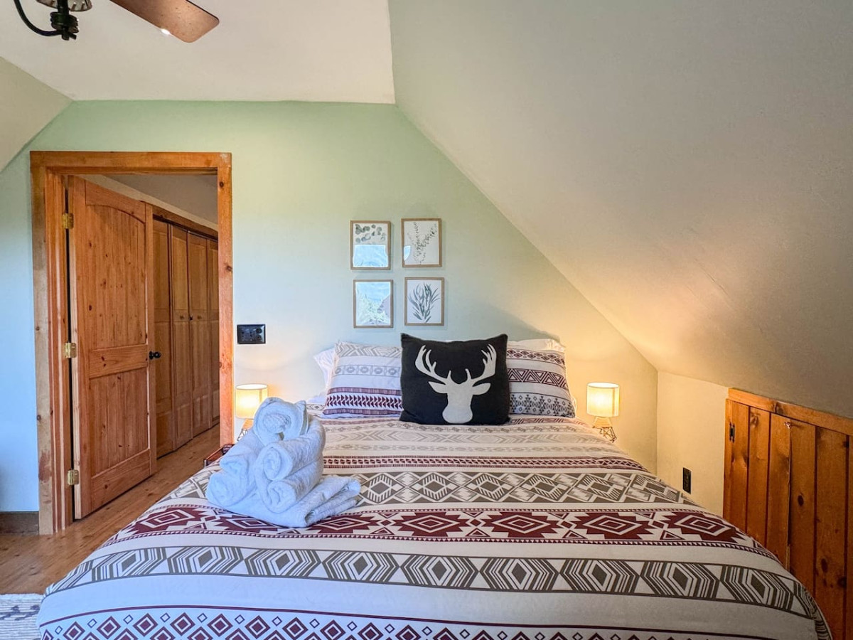 Pine Haven | Peaceful Nature Retreat on 10 Acres - Sweden