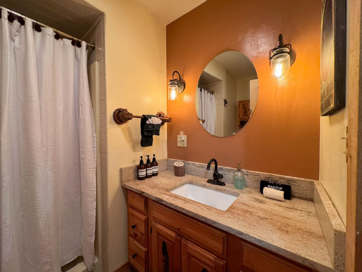 Pine Haven | Peaceful Nature Retreat on 10 Acres - Sweden