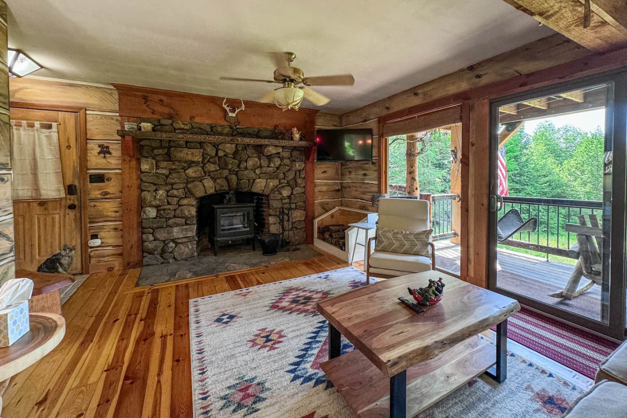 Pine Haven | Peaceful Nature Retreat on 10 Acres - Sweden