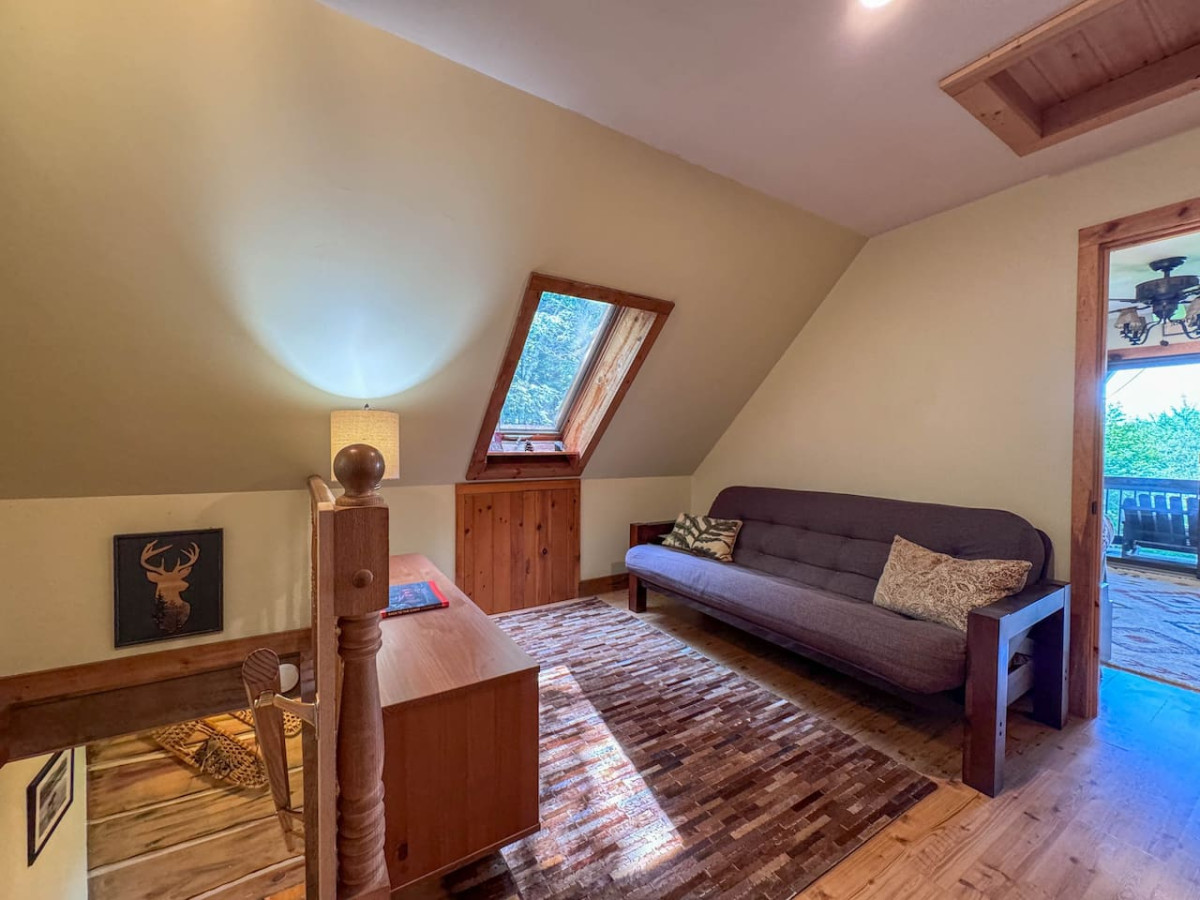 Pine Haven | Peaceful Nature Retreat on 10 Acres - Sweden