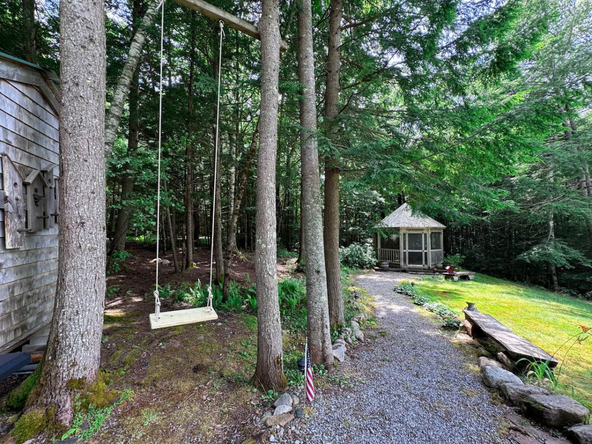 Pine Haven | Peaceful Nature Retreat on 10 Acres - Sweden