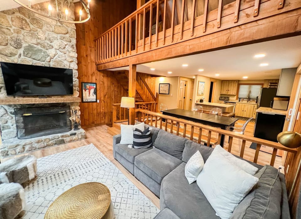 Spacious 4BR/3BA Home | Cranmore + North Conway! - North Conway