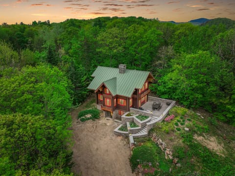 Swiss Alps Chalet in Jackson | Mountain Views + AC