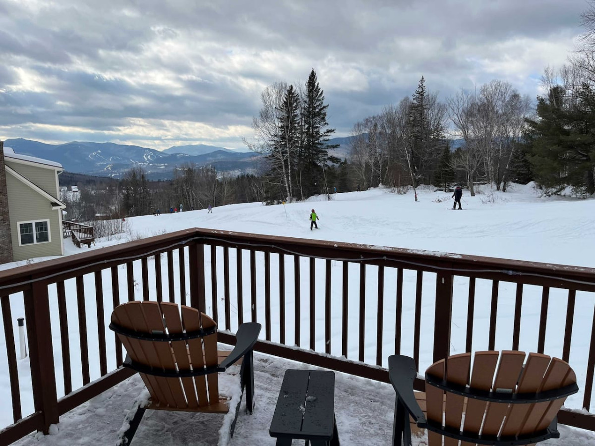 black-mountain-ski-inout-home-or-views-+-hot-tub!/