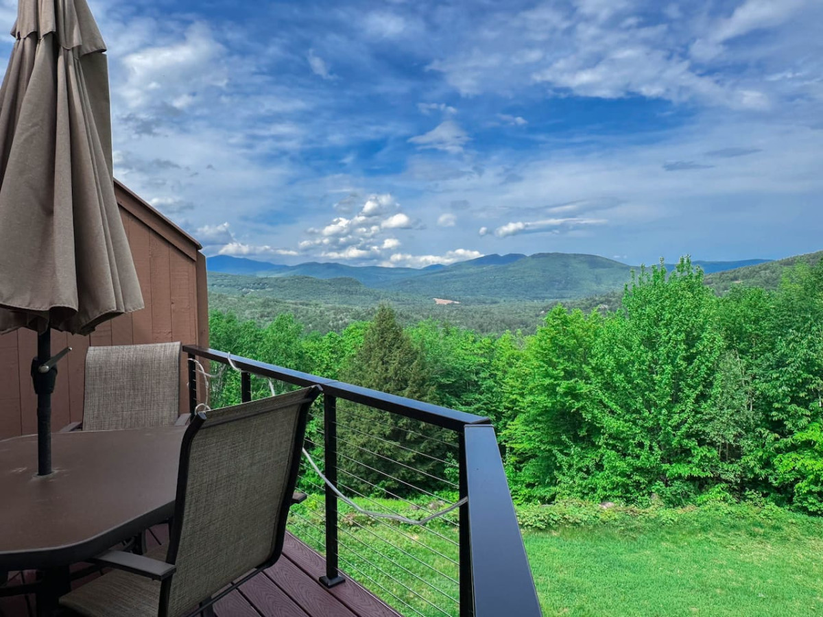 Granite View Retreat | Views, Storyland, modern - Bartlett Granite View Retreat | Views, Storyland, modern - Bartlett
