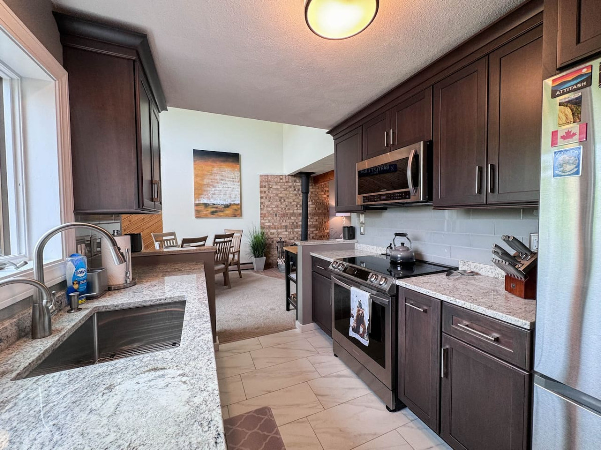 Granite View Retreat | Views, Storyland, modern