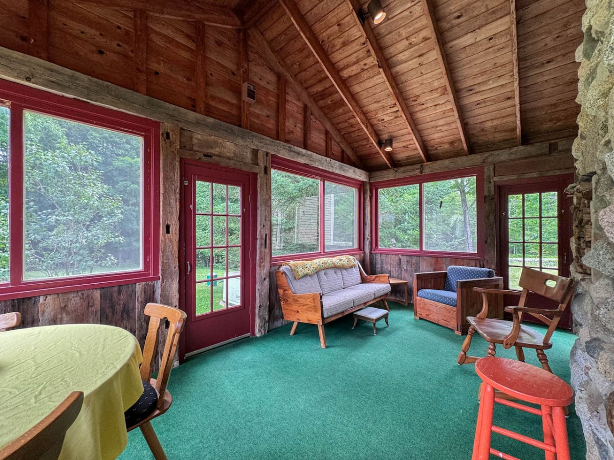 October Farm | 1810 Farmhouse set on 30+ Acres - Fryeburg October Farm | 1810 Farmhouse set on 30+ Acres - Fryeburg