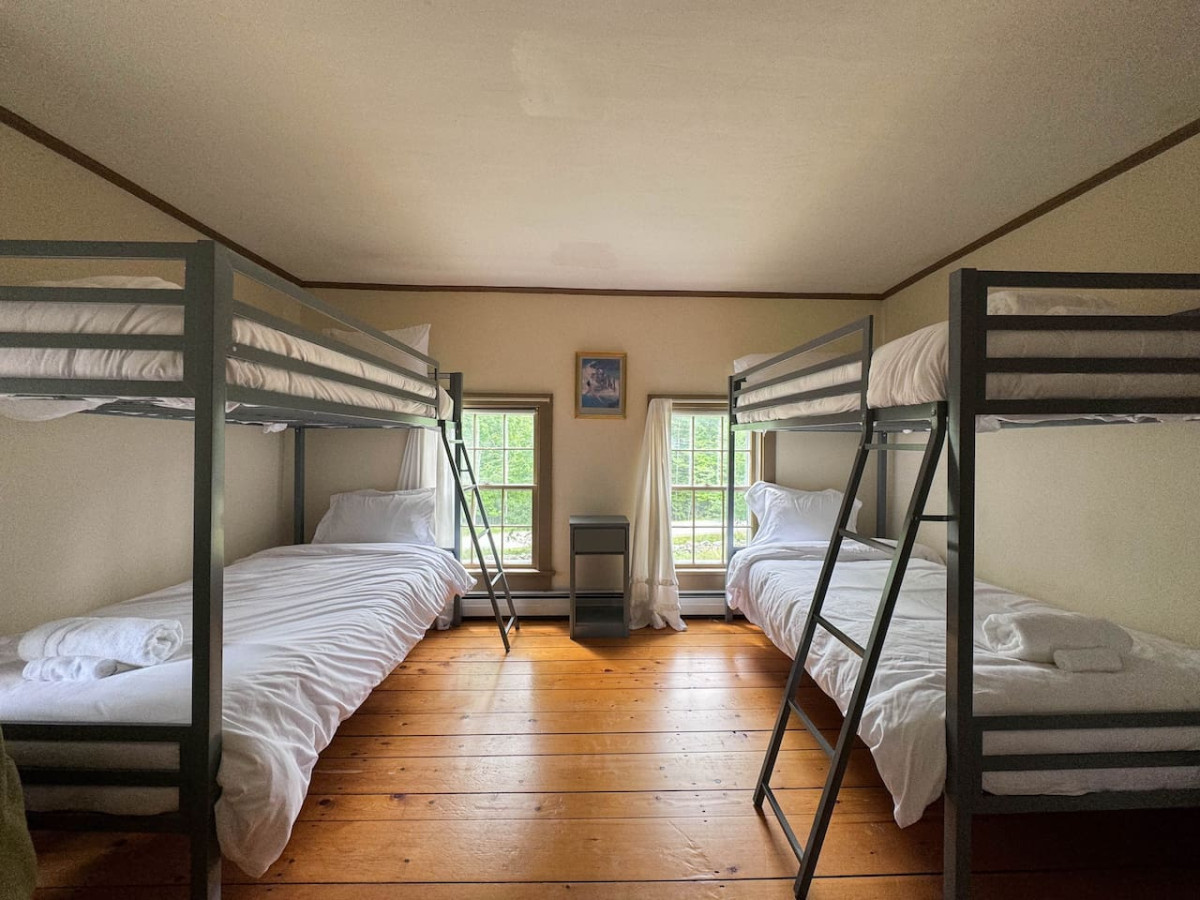 October Farm | 1810 Farmhouse set on 30+ Acres - Fryeburg October Farm | 1810 Farmhouse set on 30+ Acres - Fryeburg