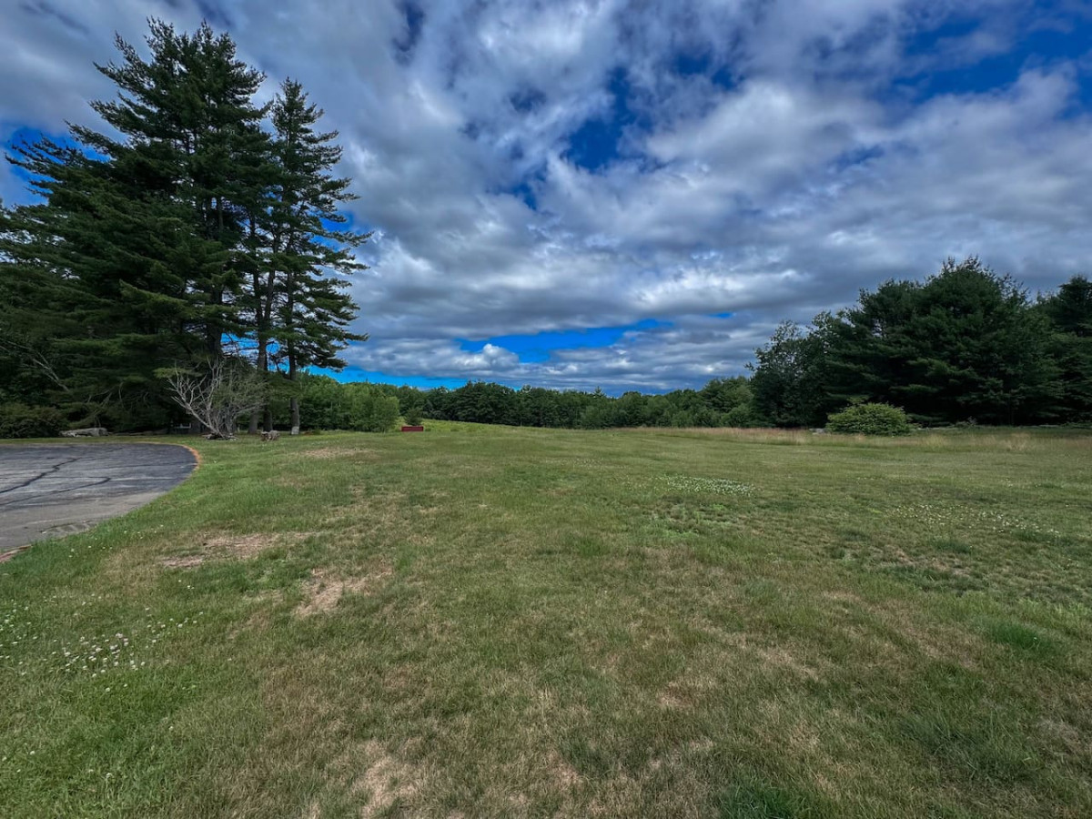 October Farm | 1810 Farmhouse set on 30+ Acres - Fryeburg October Farm | 1810 Farmhouse set on 30+ Acres - Fryeburg