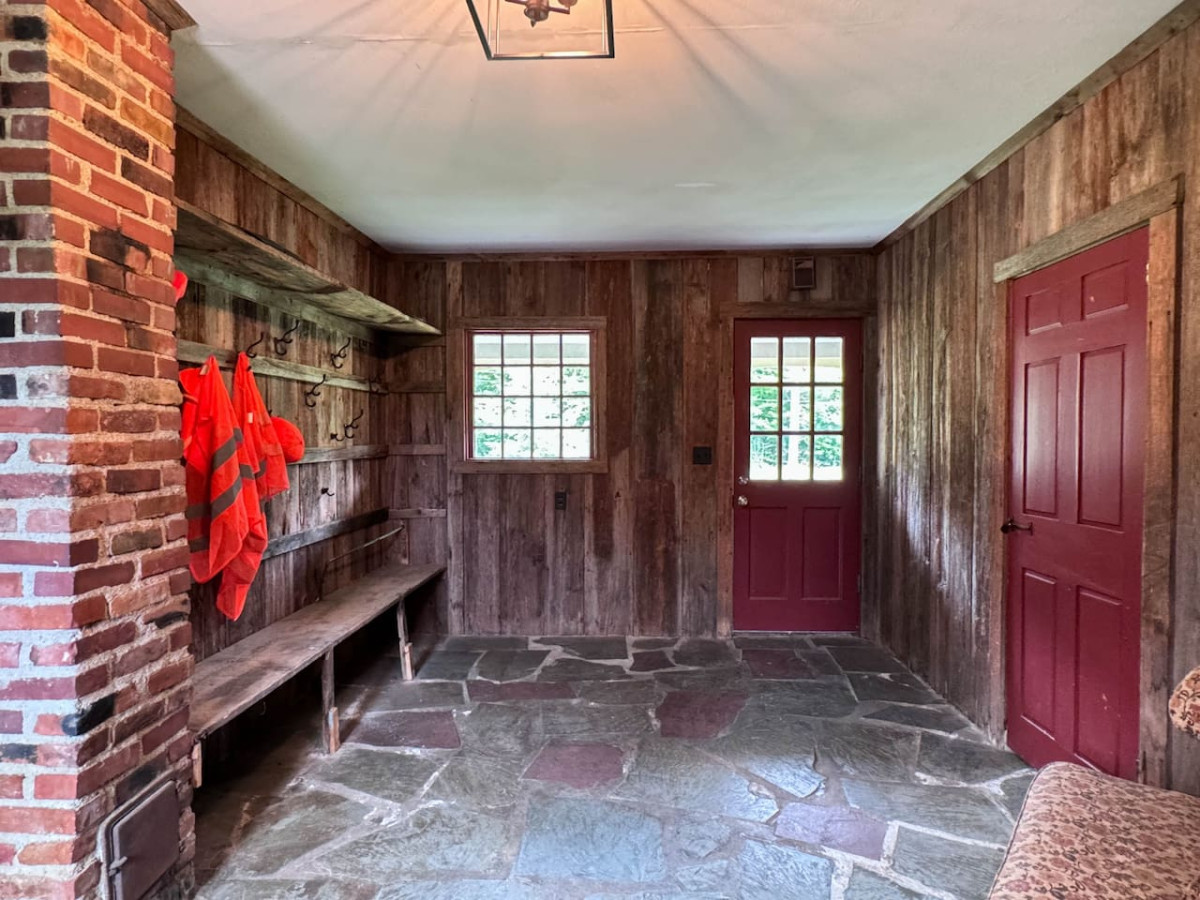 October Farm | 1810 Farmhouse set on 30+ Acres - Fryeburg October Farm | 1810 Farmhouse set on 30+ Acres - Fryeburg
